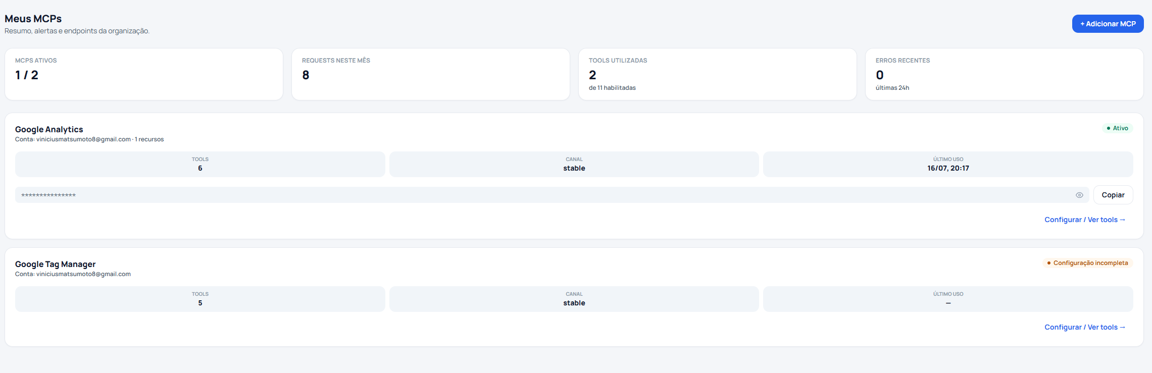 Painel do Data-Labs MCP com o resumo da organização: MCPs ativos, requests no mês, tools utilizadas e erros recentes, seguido dos cards de cada conexão